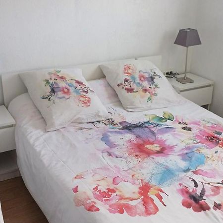 Isis 2 Joli Duplex Proche Plage Et Port - Clim Parking Loggia Et Balcon سان سيبريان المظهر الخارجي الصورة