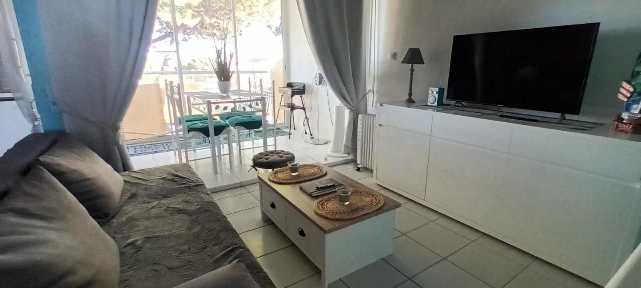 Isis 2 Joli Duplex Proche Plage Et Port - Clim Parking Loggia Et Balcon سان سيبريان المظهر الخارجي الصورة
